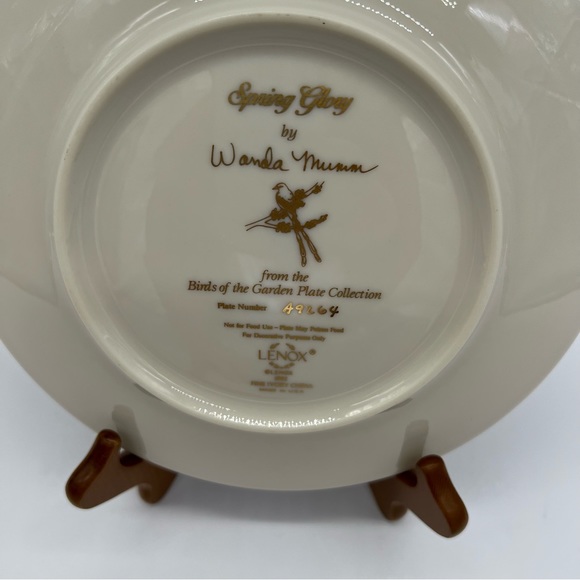 LENOX SPRING GLORY BY WANDA MUNN - Picture 6 of 7